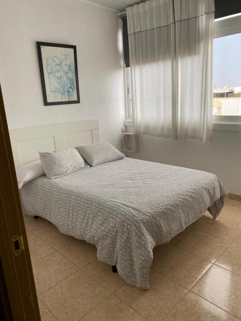 Room Sol Vecindario  Buitenkant foto